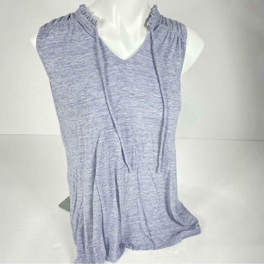 Lila Rose Tie Front Tank Size Medium